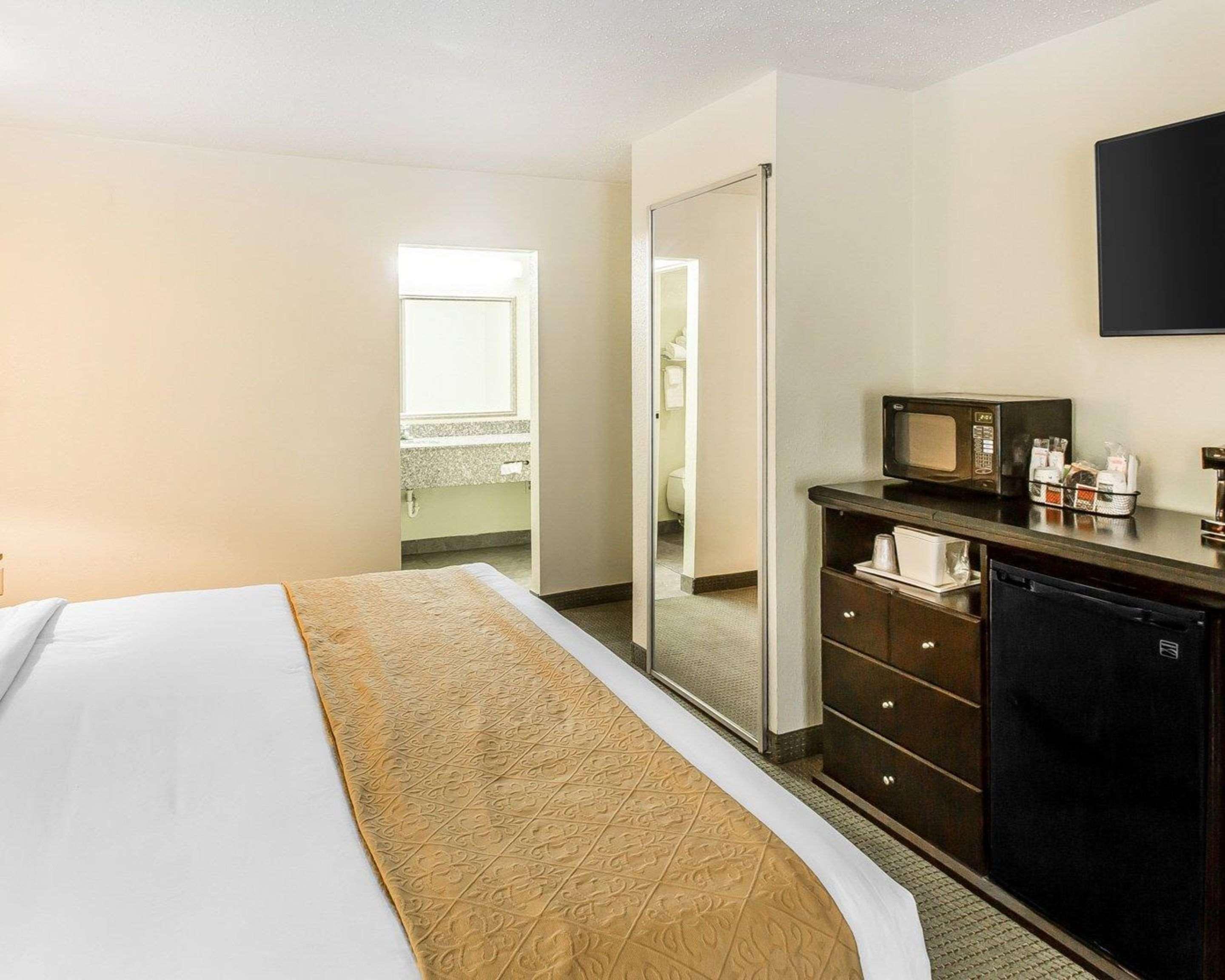 Quality Inn & Suites Conference Center Statesboro Historic District Exteriér fotografie