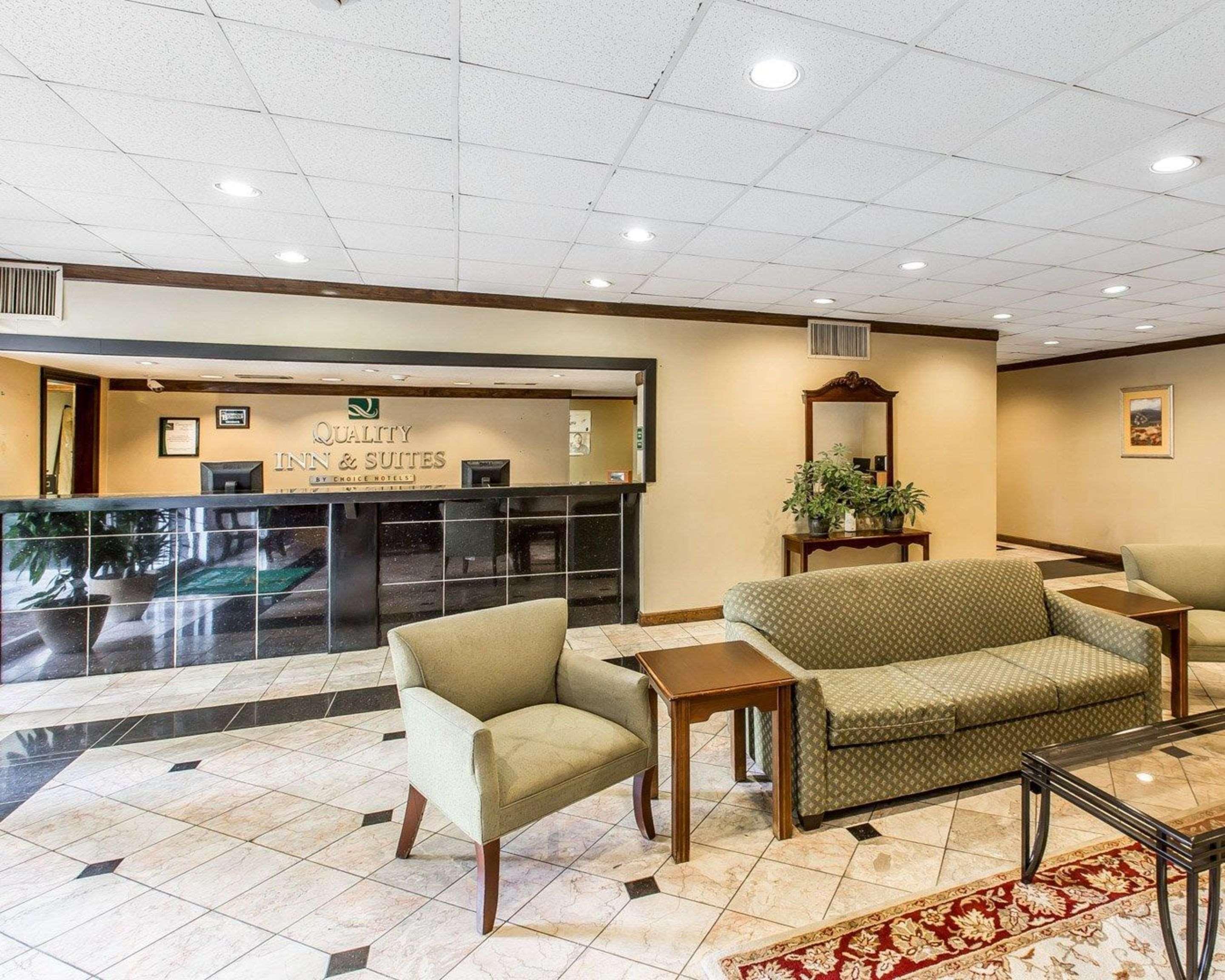 Quality Inn & Suites Conference Center Statesboro Historic District Exteriér fotografie