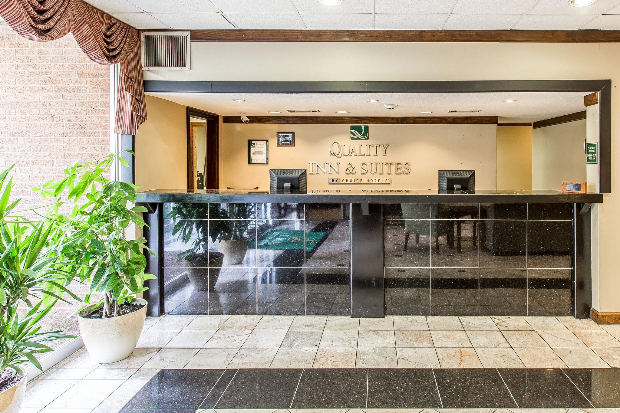 Quality Inn & Suites Conference Center Statesboro Historic District Exteriér fotografie