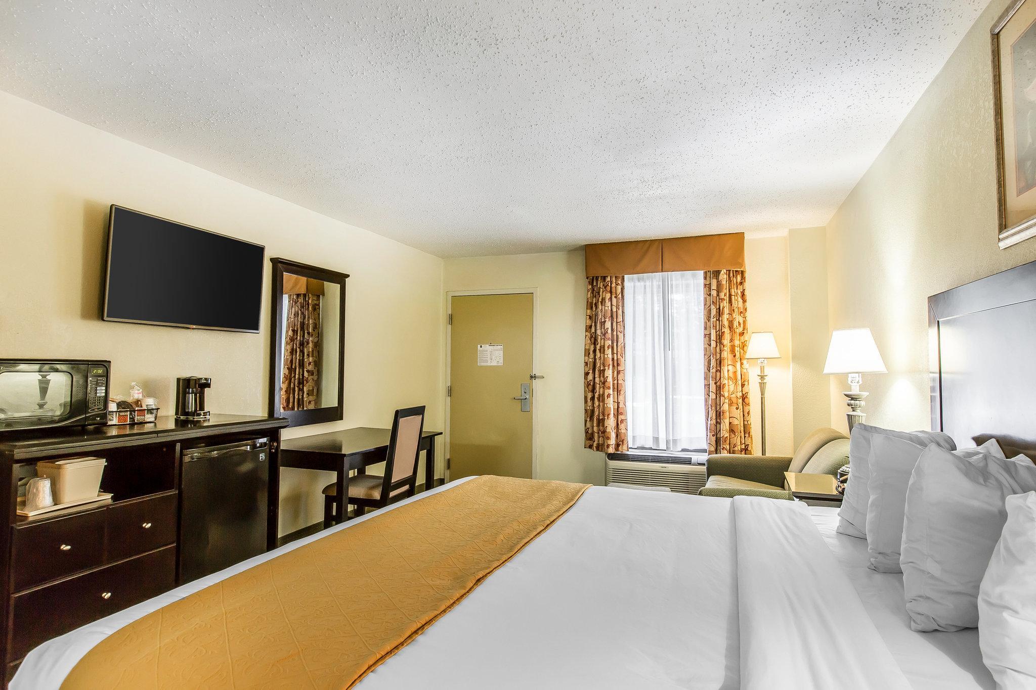 Quality Inn & Suites Conference Center Statesboro Historic District Exteriér fotografie