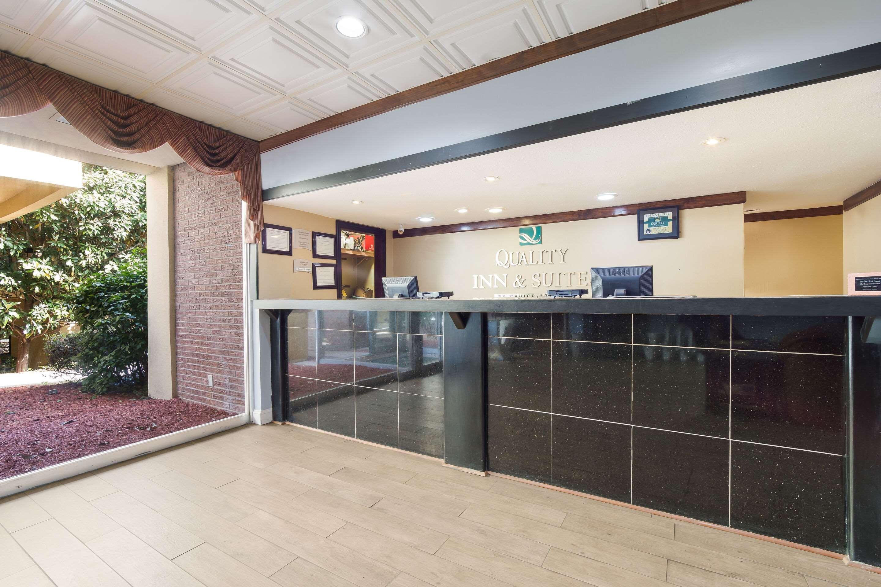 Quality Inn & Suites Conference Center Statesboro Historic District Exteriér fotografie