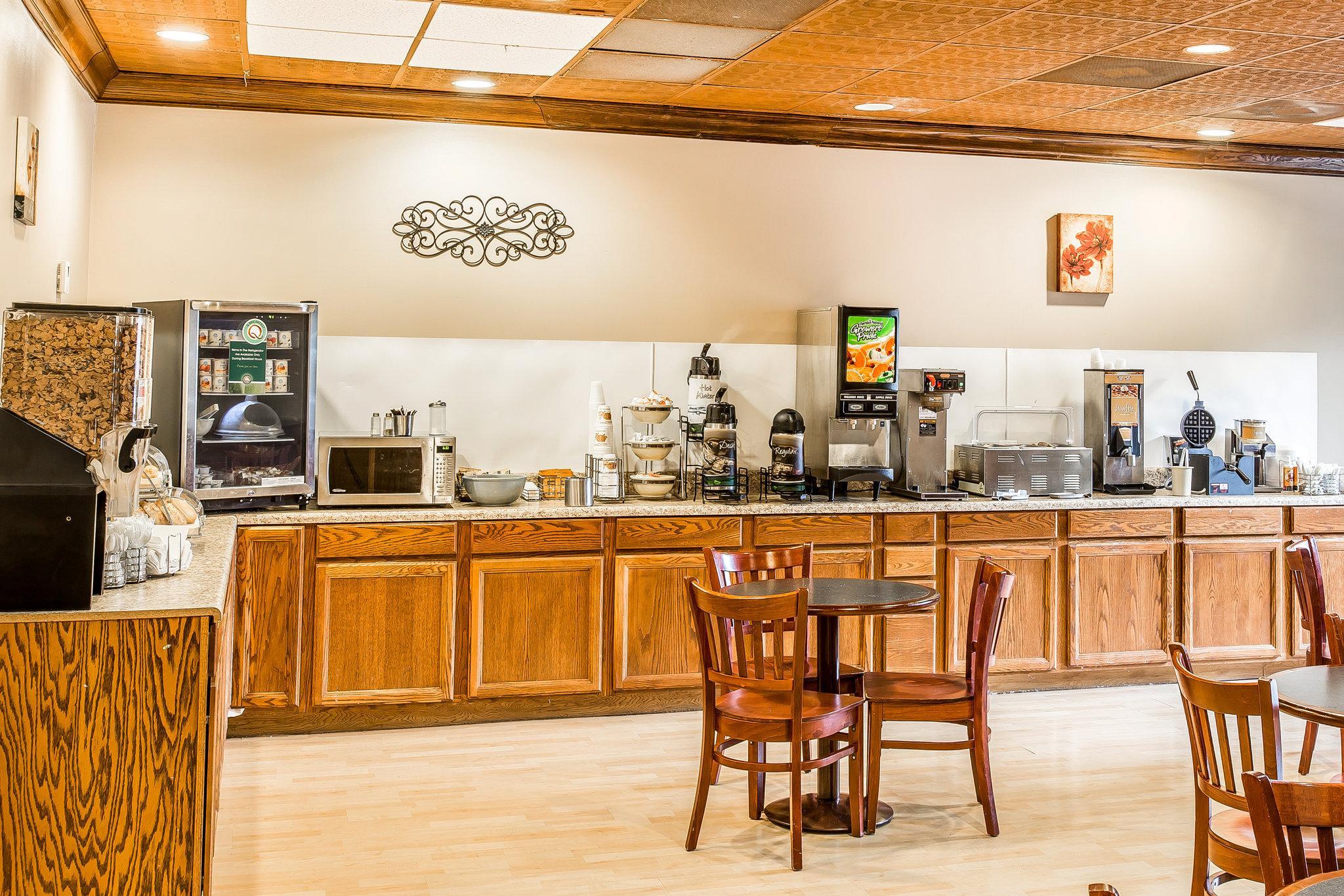 Quality Inn & Suites Conference Center Statesboro Historic District Exteriér fotografie