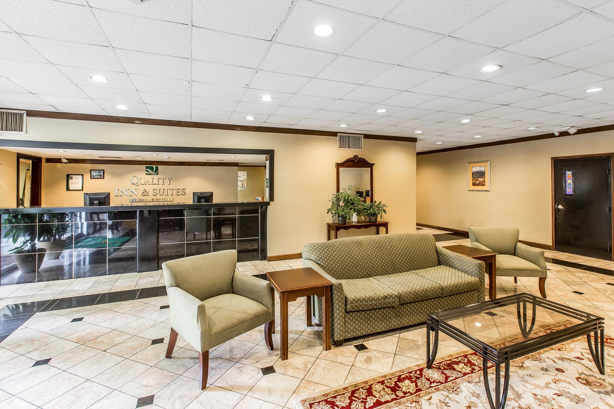 Quality Inn & Suites Conference Center Statesboro Historic District Exteriér fotografie