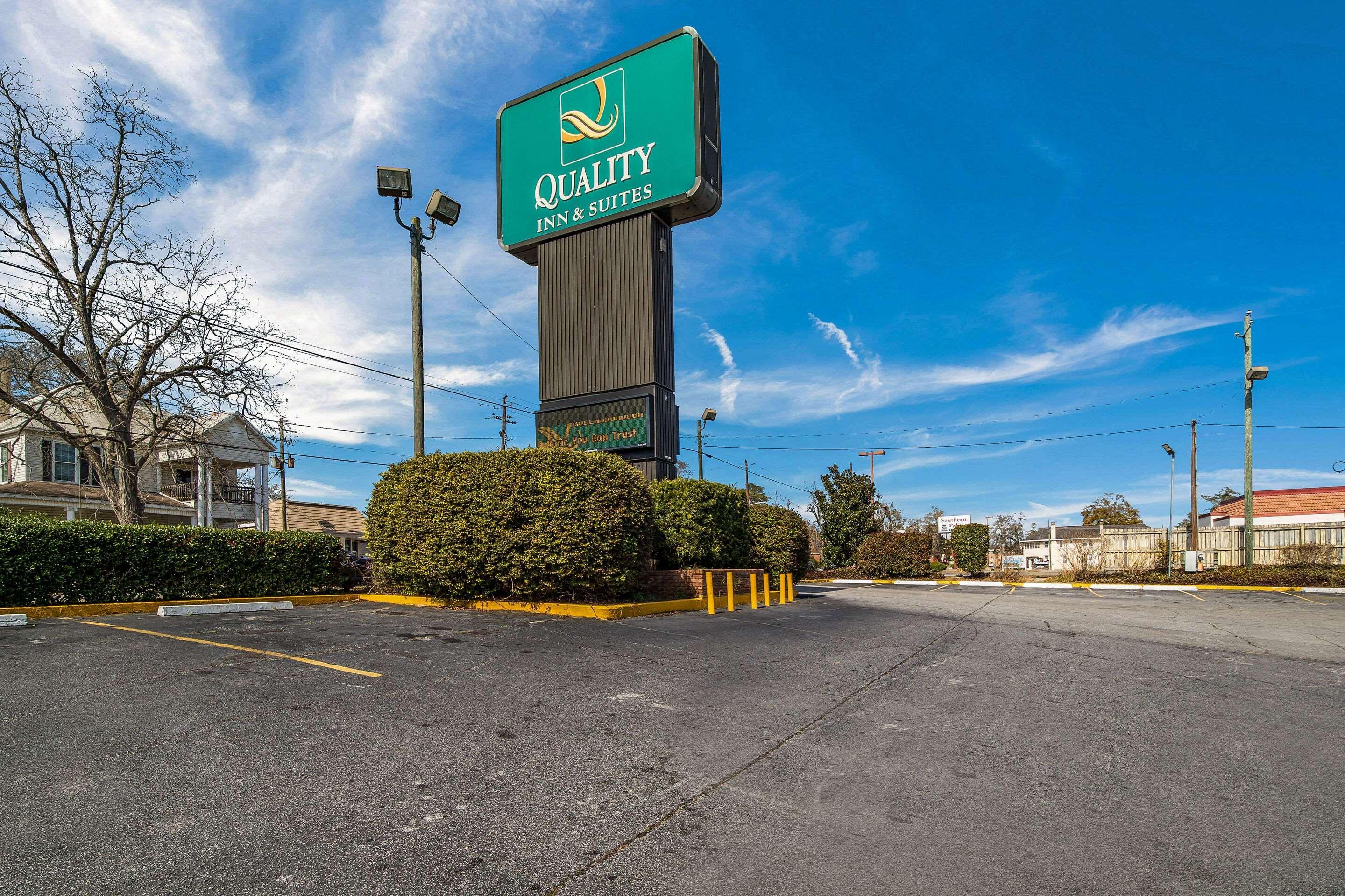 Quality Inn & Suites Conference Center Statesboro Historic District Exteriér fotografie